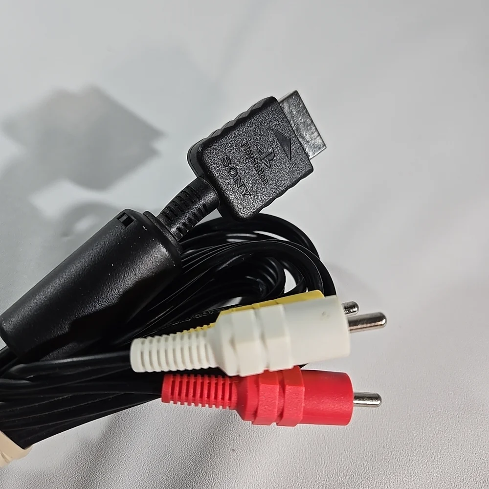 Sony Playstation 1 & 2 PS1 PS2 AV Composite Cable with Red and White RCA Plugs - Picture 2 of 8